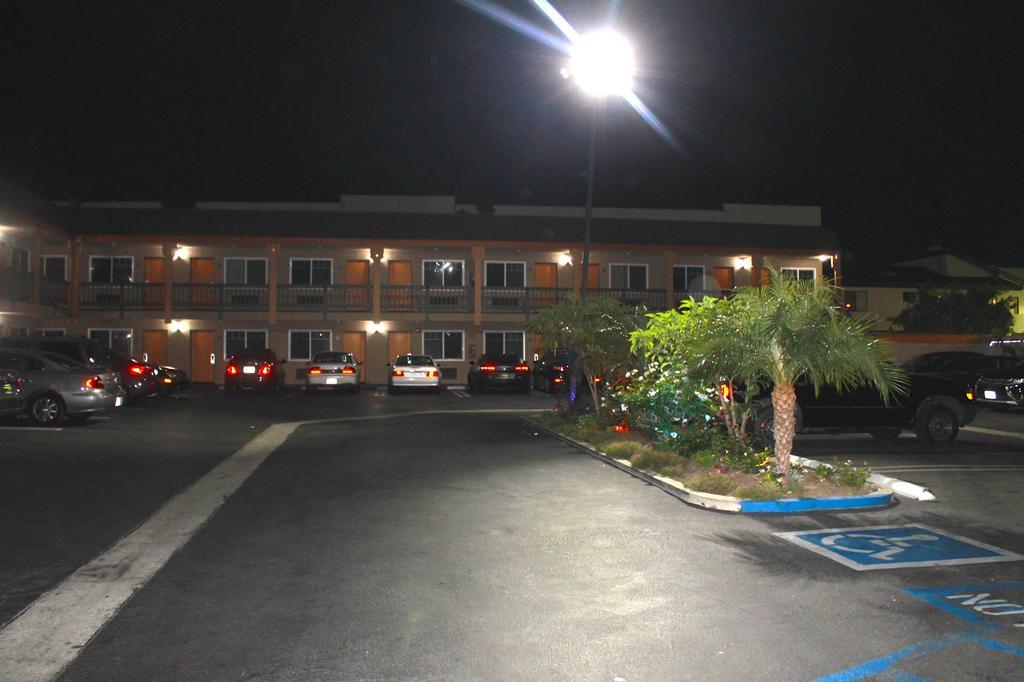 El Rancho Inn Hawthorne Exterior photo